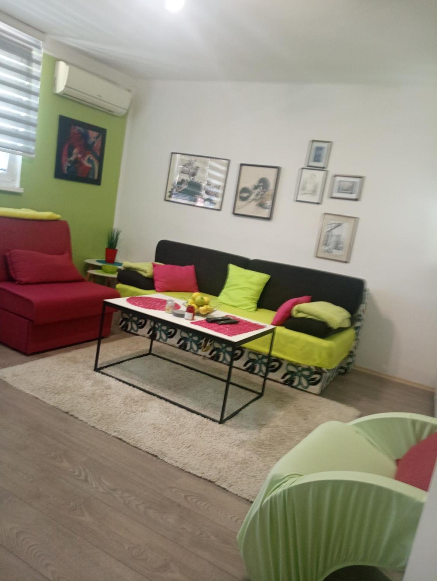Apartment Inn Free Garage,Public Parking Szarajevó Kültér fotó